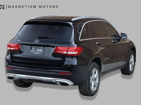 Used 2017 Mercedes-Benz GLC 300 image 9