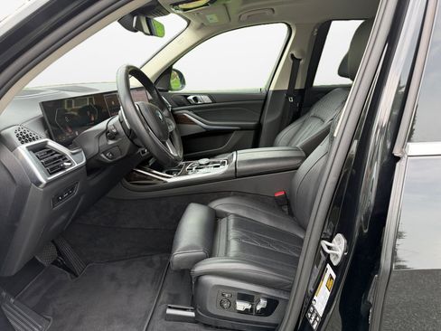 Used 2026 BMW X7 xDrive40i AWD/4WD image 9