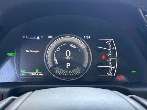 Used 2024 Lexus ES 300h w/ Premium Package image 17