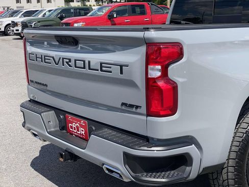 Used 2025 Chevrolet Silverado 1500 RST AWD/4WD image 46