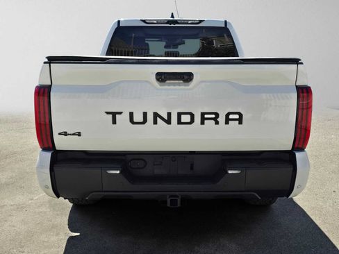 Used 2024 Toyota Tundra Limited AWD/4WD image 4