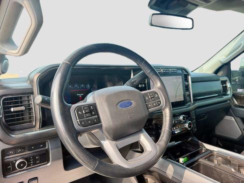 Certified 2024 Ford F250 Lariat w/ Lariat Ultimate Package AWD/4WD image 12