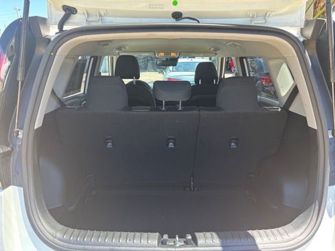 Used 2025 Kia Soul LX w/ LX Technology Package FWD image 30