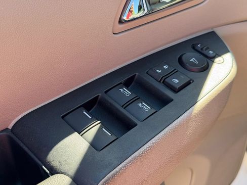 Used 2014 Honda Odyssey EX-L image 12