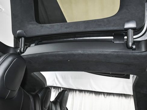 Used 2020 Tesla Model X Long Range AWD/4WD image 48