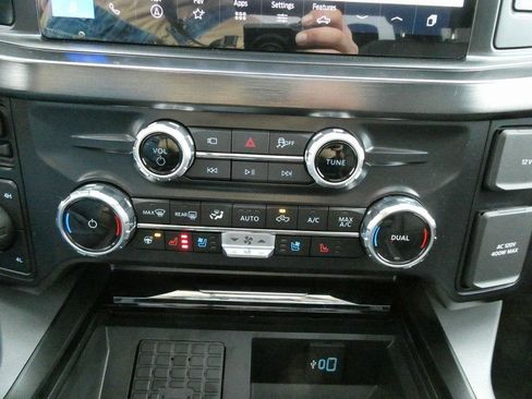 New 2026 Ford F250 Lariat image 28