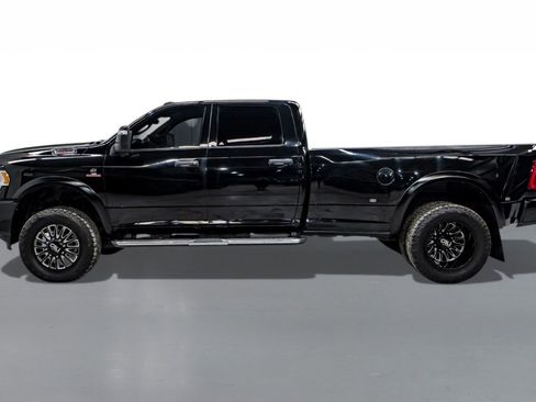 Used 2024 RAM 3500 Tradesman w/ Towing Technology Group image 10