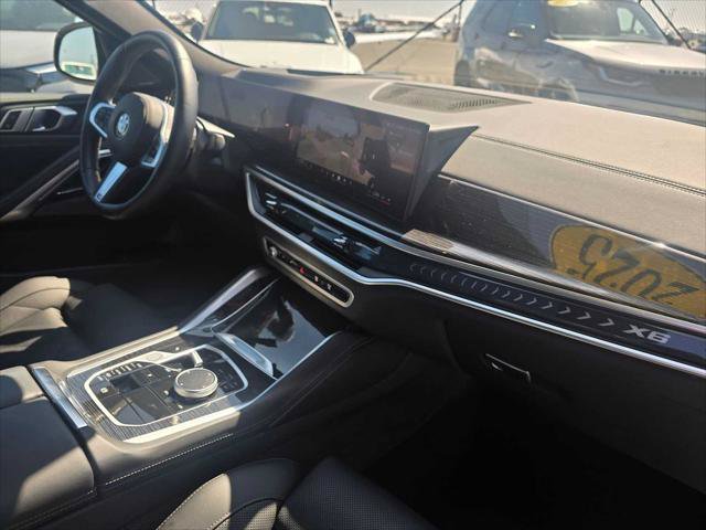 Used 2025 BMW X6 xDrive40i AWD/4WD image 11