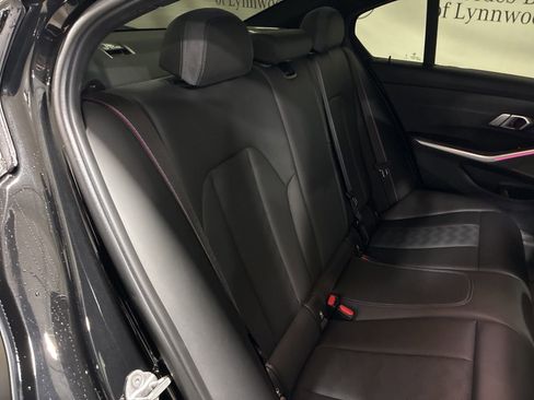 Used 2023 BMW M3 Competition w/ M Carbon Exterior Package image 27