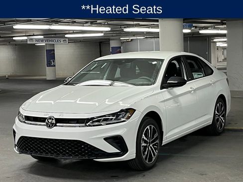 Used 2026 Volkswagen Jetta Sport FWD image 3