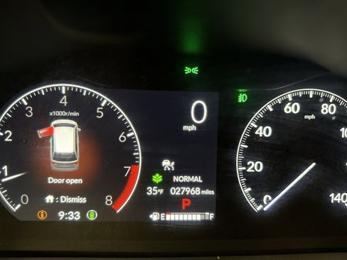 Used 2025 Honda Odyssey Sport-L image 6