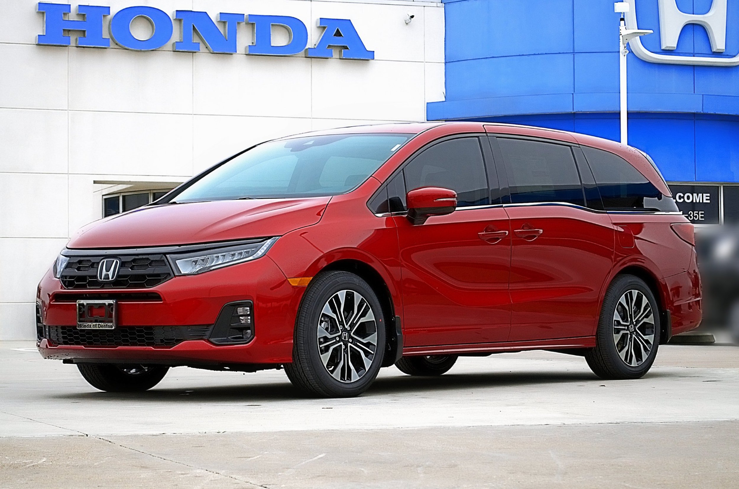 New 2026 Honda Odyssey Elite image 1
