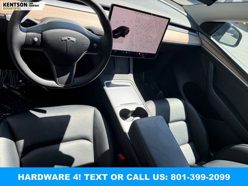 Used 2023 Tesla Model Y Long Range AWD/4WD image 23