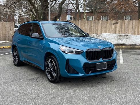 Certified 2023 BMW X1 xDrive28i w/ M Sport Package image 3
