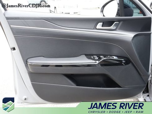 Used 2025 Kia K5 GT-Line AWD/4WD image 20