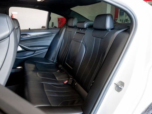 Used 2021 BMW M5 w/ Executive Package image 21