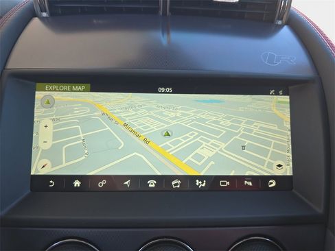 Certified 2022 Jaguar F-TYPE R image 20