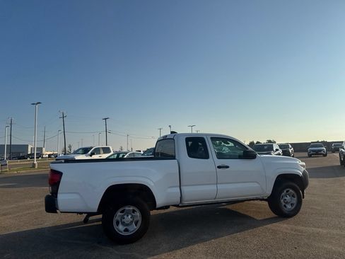 Used 2023 Toyota Tacoma SR RWD image 20