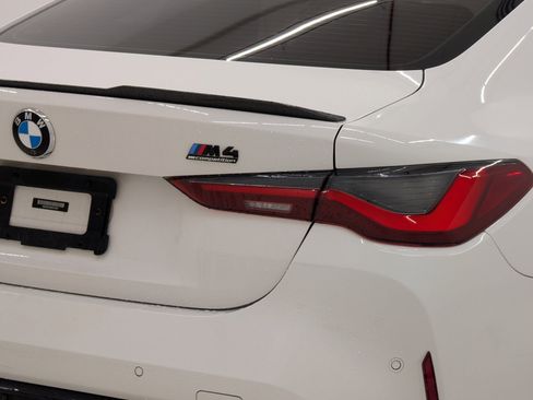 Used 2021 BMW M4 Competition w/ M Carbon Exterior Package image 13
