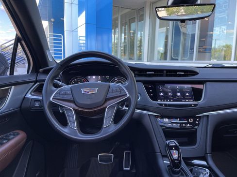 Used 2024 Cadillac XT5 Sportv w/ Technology Package AWD/4WD image 19