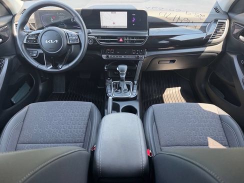Used 2025 Kia Seltos S FWD image 15