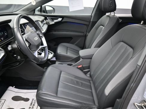 Used 2023 Audi Q4 e-tron Premium Plus w/ Premium Plus image 24