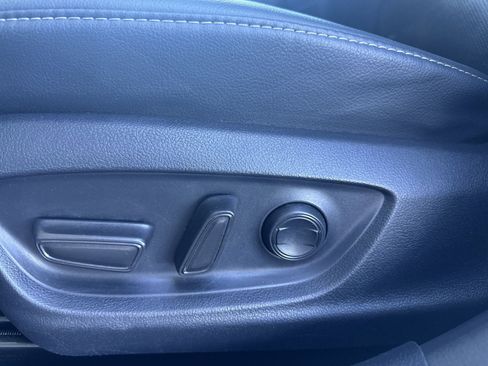 Used 2023 Toyota Camry XSE image 18