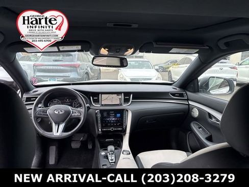 Certified 2023 INFINITI QX55 Essential image 7