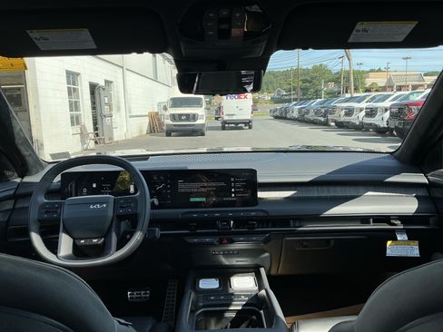 New 2027 Kia Telluride X-Line SX Prestige w/ Towing Package AWD/4WD image 11