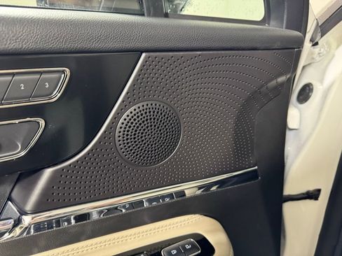 New 2026 Lincoln Corsair Premiere image 17