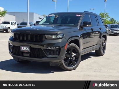 Used 2024 Jeep Grand Cherokee Limited w/ Black Appearance Package
