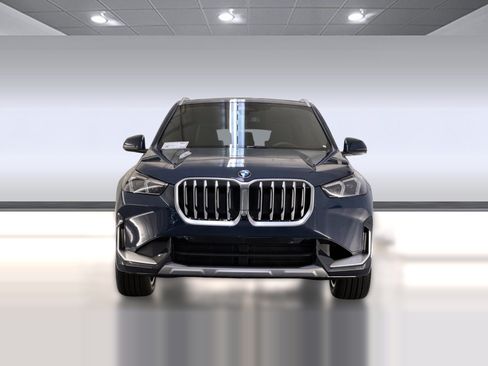 Used 2026 BMW X1 xDrive28i w/ Technology Package AWD/4WD image 5