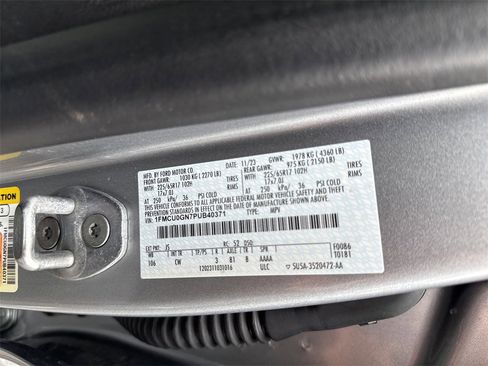 Used 2023 Ford Escape Active image 32