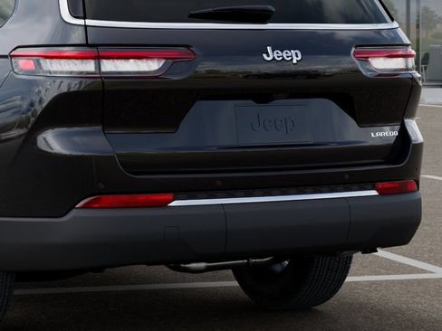New 2026 Jeep Grand Cherokee L Laredo RWD image 13