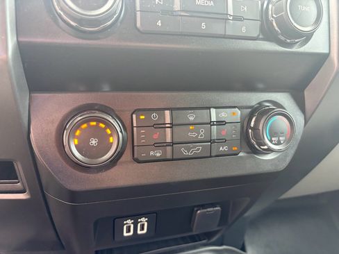 Used 2019 Ford F150 XLT w/ Equipment Group 302A Luxury RWD image 22