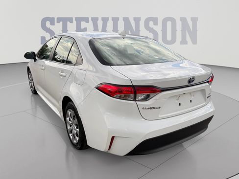 Used 2024 Toyota Corolla LE FWD image 3