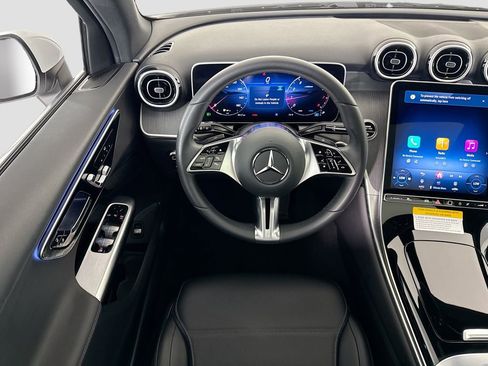 Certified 2026 Mercedes-Benz GLC 300 image 10
