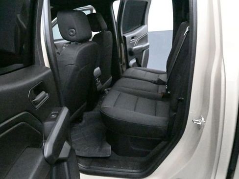 Used 2024 Chevrolet Colorado Trail Boss w/ LPO, Dark Essentials Package AWD/4WD image 10
