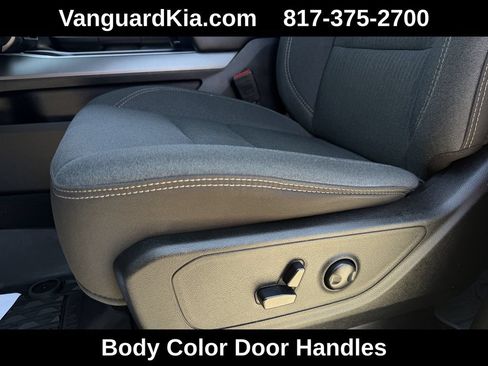 Used 2023 RAM 1500 Big Horn AWD/4WD image 32