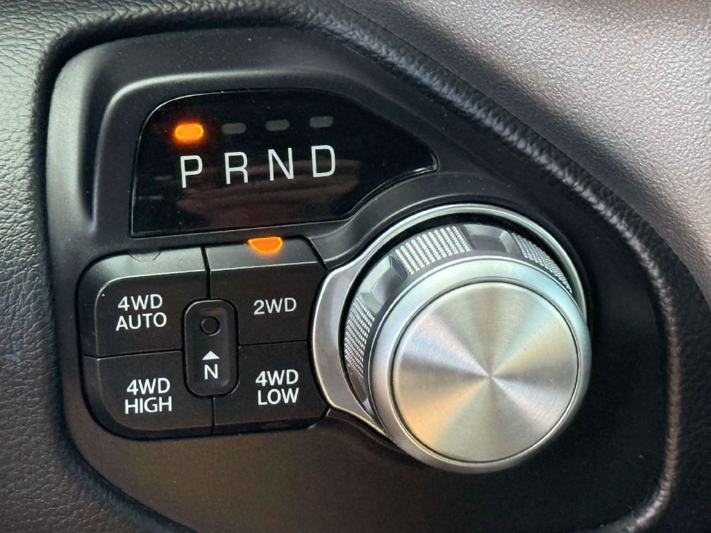 Used 2020 RAM 1500 Laramie w/ Sport Appearance Package AWD/4WD image 23