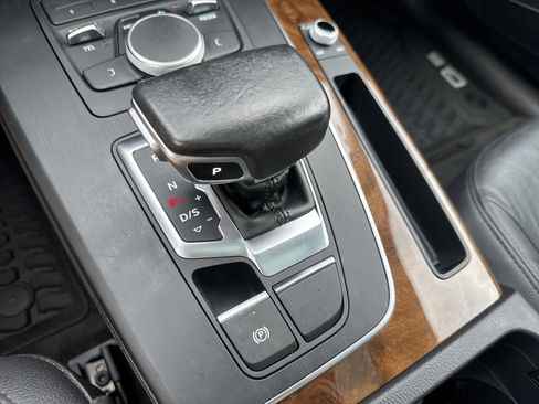 Used 2018 Audi Q5 2.0T Premium Plus w/ Premium Plus Package image 25