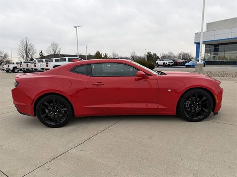Used 2023 Chevrolet Camaro LT w/ RS Package image 9