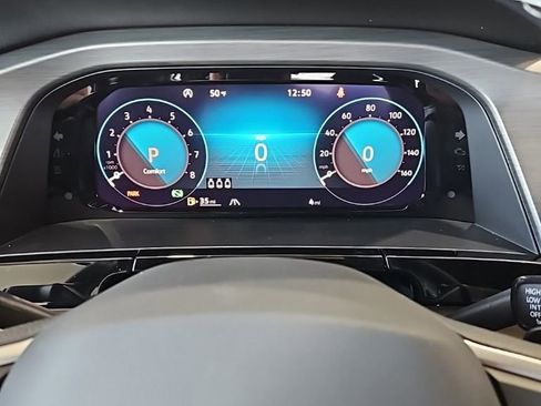 New 2026 Volkswagen Atlas Cross Sport SE image 33