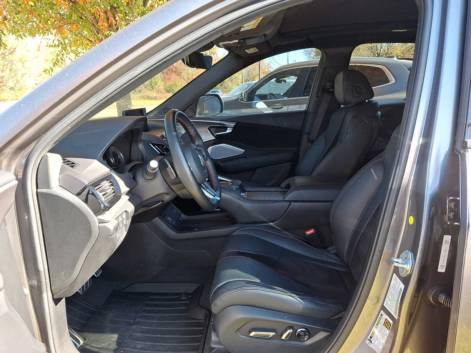 Used 2023 Acura RDX w/ Advance Package AWD/4WD image 14