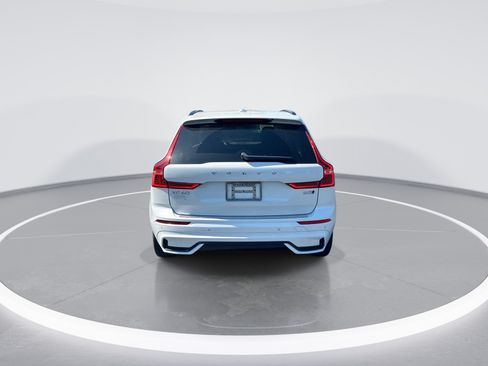 Used 2025 Volvo XC60 B5 Ultra w/ Protection Package Premier AWD/4WD image 8