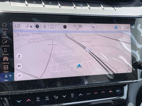 New 2026 Jeep Grand Cherokee Altitude AWD/4WD image 36