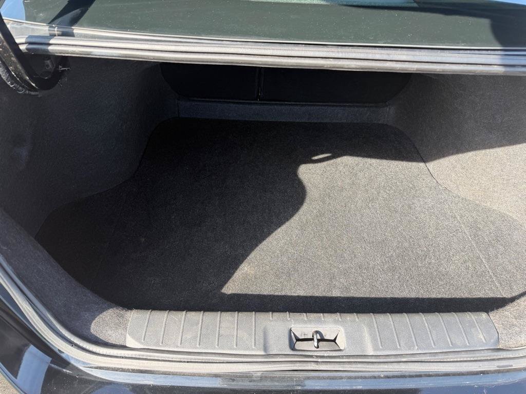 Used 2023 Nissan Sentra SV w/ SV Premium Package FWD image 18