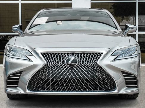 Used 2019 Lexus LS 500 w/ Interior Upgrade Package RWD image 6