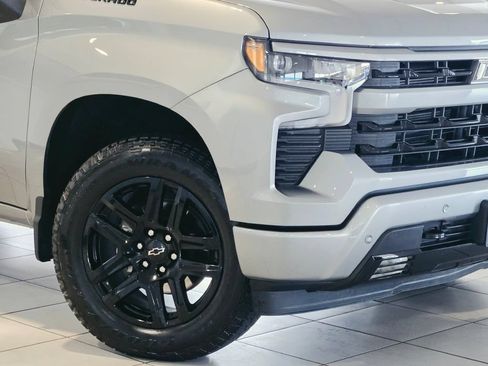 Used 2025 Chevrolet Silverado 1500 RST w/ Dark Appearance Package AWD/4WD image 2