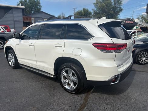 Used 2019 Toyota Highlander Limited AWD/4WD image 23